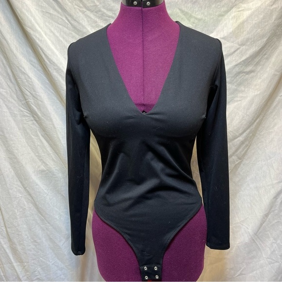 Dynamite Black Plunge Bodysuit - Picture 1 of 10